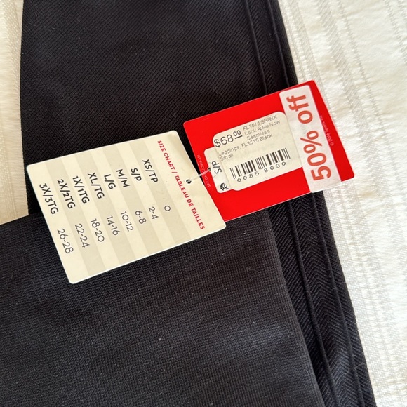 NWT Spanx Black Look At Me Now seamless Leggings sz S - Picture 3 of 5